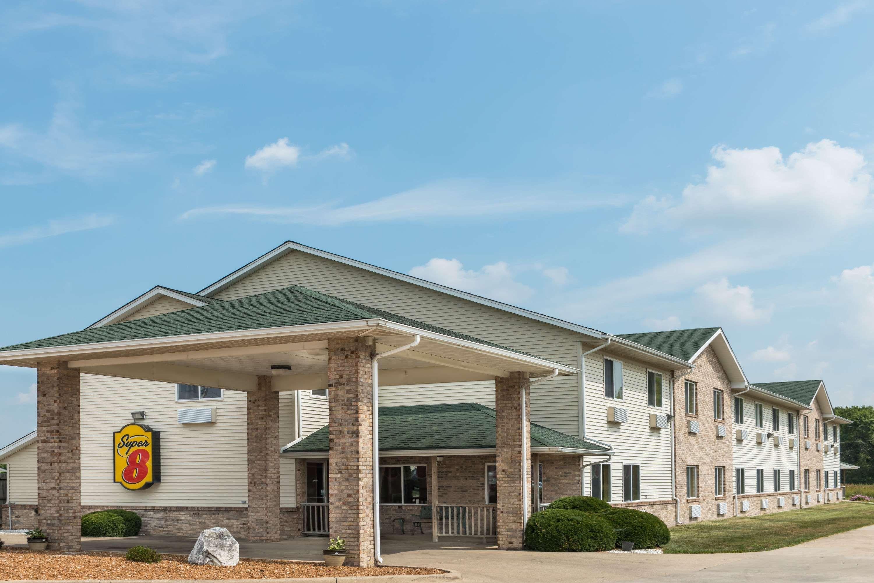 Super 8 By Wyndham Greenville Exterior foto